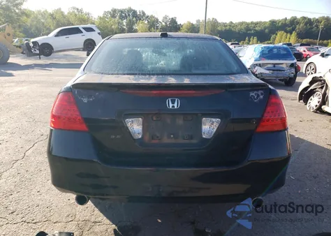 2007 Honda Accord Ex z USA, uszkodzony, nr VIN 1HGCM66517A010825
